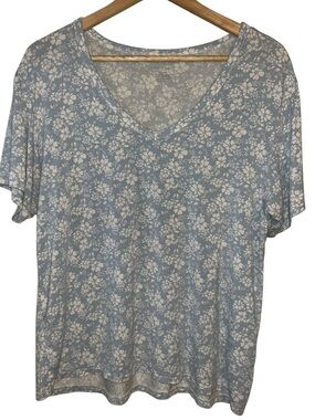 American Eagle Soft & Sexy Short Sleeve Stretchy Tee Women’s Medium Cottagecore